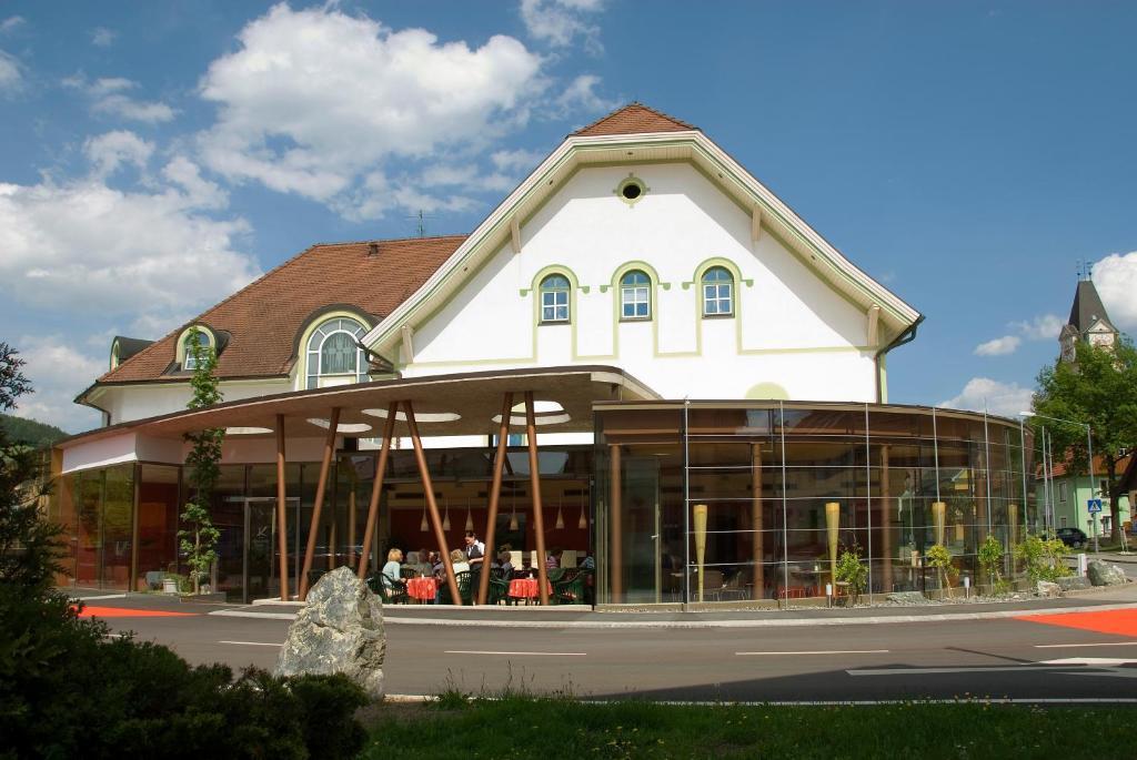 Hotel-Restaurant-Cafe Krainer Langenwang 외부 사진